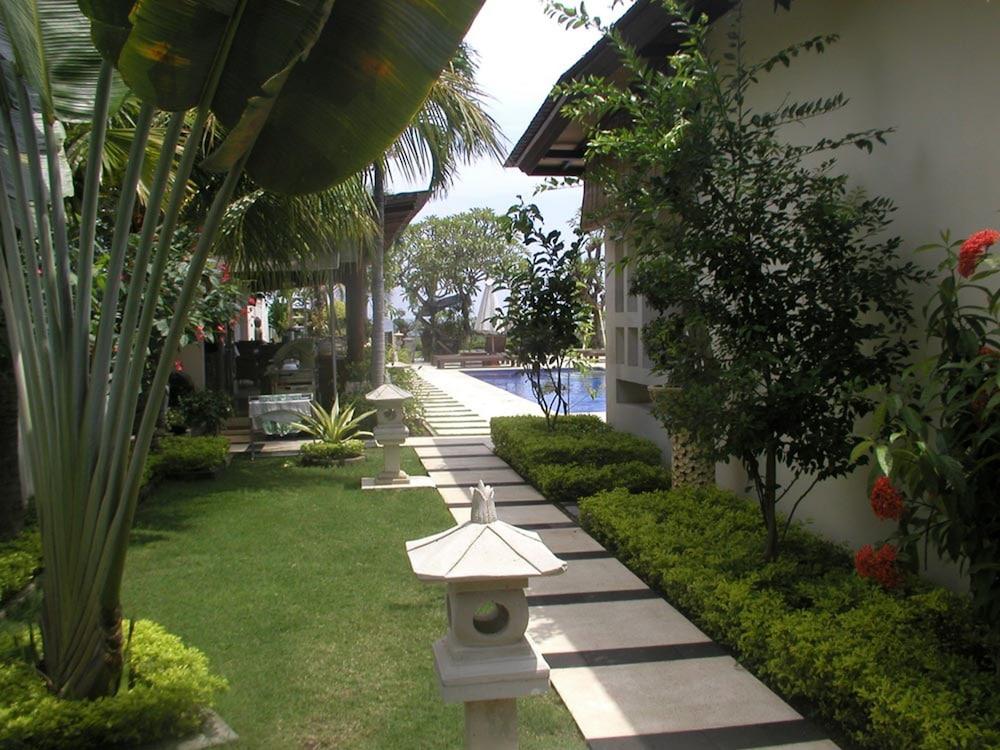 Lovina Frangipani Beach Hotel מראה חיצוני תמונה